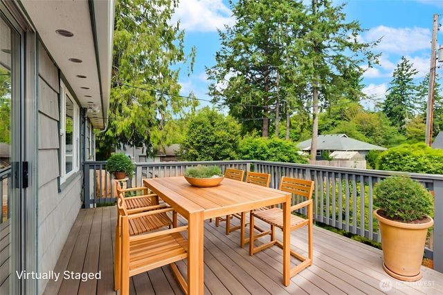 414 W Wyandotte Avenue, Shelton, WA 98584