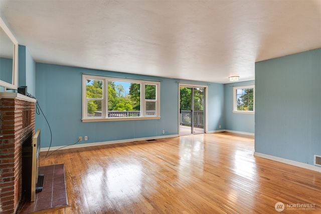 414 W Wyandotte Avenue, Shelton, WA 98584
