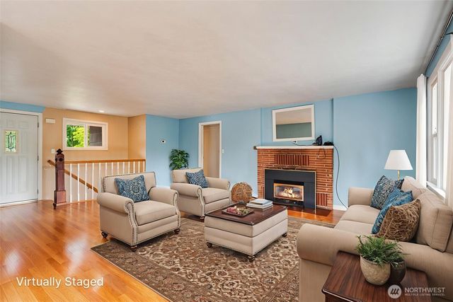 414 W Wyandotte Avenue, Shelton, WA 98584