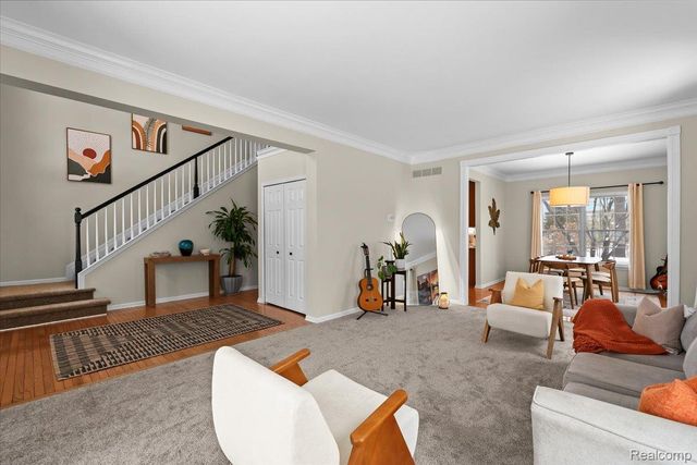 1174 Horseshoe Drive, South Lyon, MI 48178