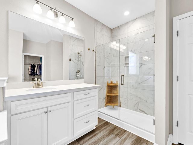 1056 Brushed Dune Circle, Freeport, FL 32439