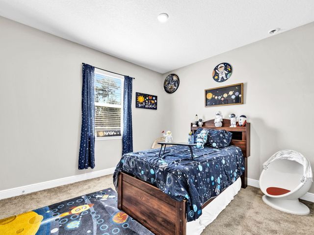 1056 Brushed Dune Circle, Freeport, FL 32439