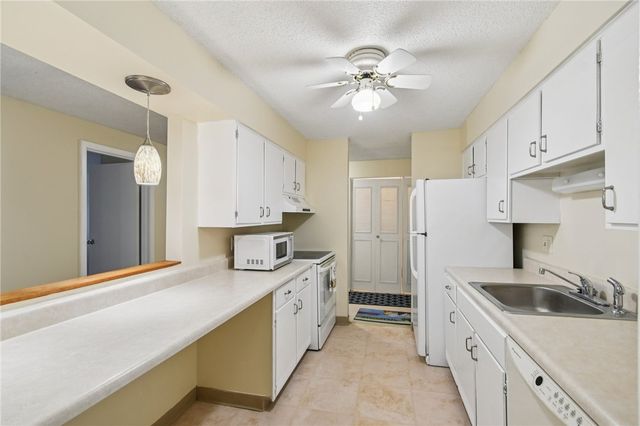 813 Westage At The, Irondequoit, NY 14617