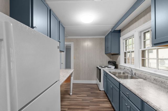 814 Gracey Ave, Clarksville, TN 37040