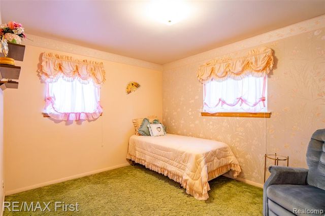 8860 Kidley Drive, Sterling Heights, MI 48314