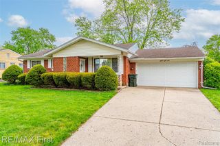 8860 Kidley Drive, Sterling Heights, MI 48314
