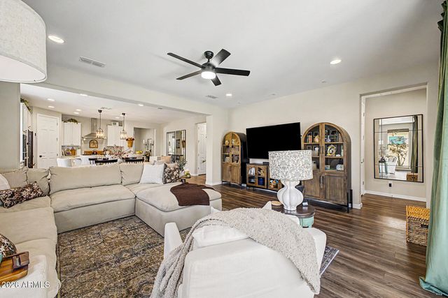 1907 W ZINC Way, San Tan Valley, AZ 85144