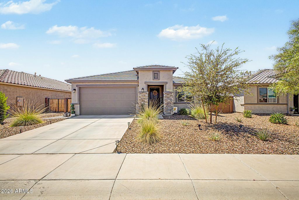 1907 W ZINC Way, San Tan Valley, AZ 85144