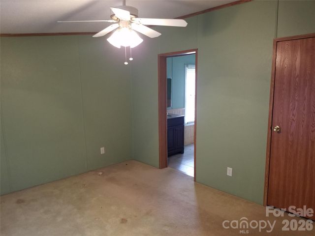 323 4th Street, Waynesville, NC 28786