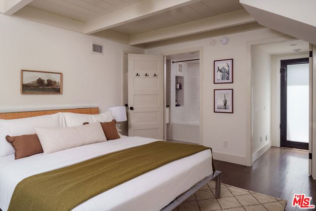 8942 Wonderland Avenue, Los Angeles, CA 90046