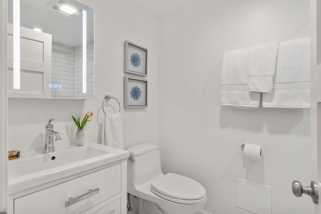9 Hancock St 2, Boston, MA 02114