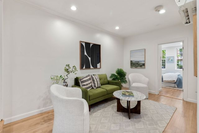 9 Hancock St 2, Boston, MA 02114