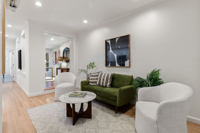 9 Hancock St 2, Boston, MA 02114