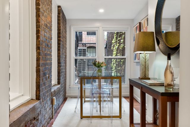 9 Hancock St 2, Boston, MA 02114