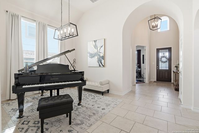 7715 Goldstrike Dr, San Antonio, TX 78254