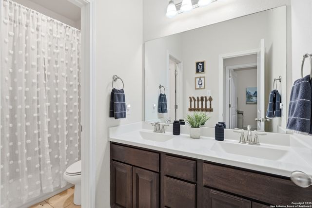 7715 Goldstrike Dr, San Antonio, TX 78254