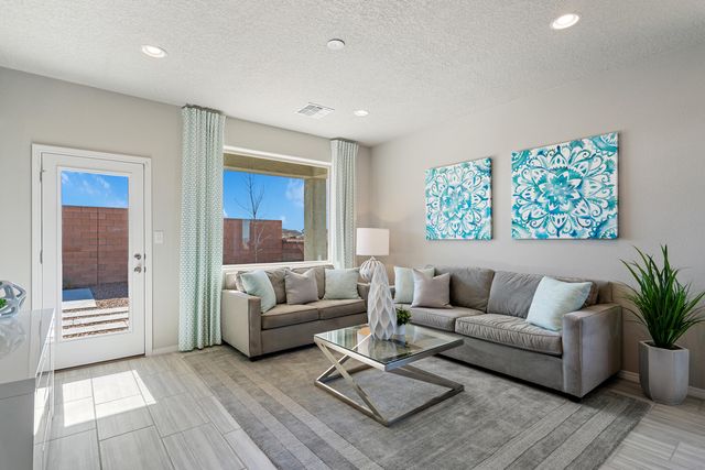 1527 Woods Street, Rio Rancho, NM 87144