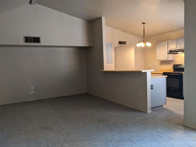 2433 Limestone Drive, Arlington, TX 76014