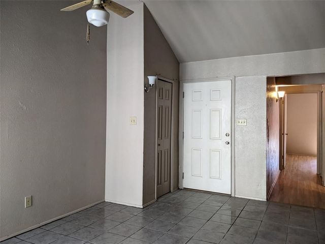 2433 Limestone Drive, Arlington, TX 76014