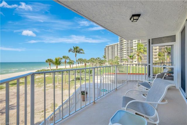 10701 Gulf Shore DR 302, Naples, FL 34108