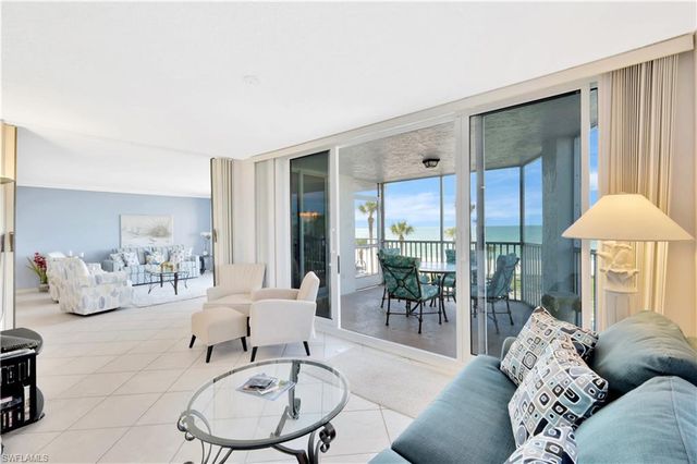 10701 Gulf Shore DR 302, Naples, FL 34108