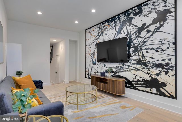 528 N 22ND ST, Philadelphia, PA 19130