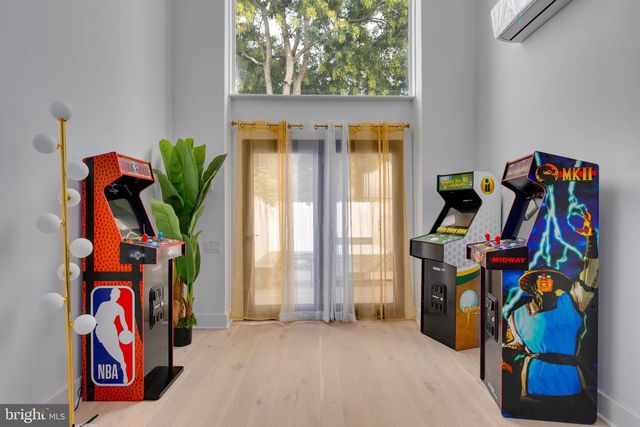 528 N 22ND ST, Philadelphia, PA 19130