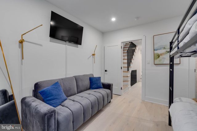 528 N 22ND ST, Philadelphia, PA 19130