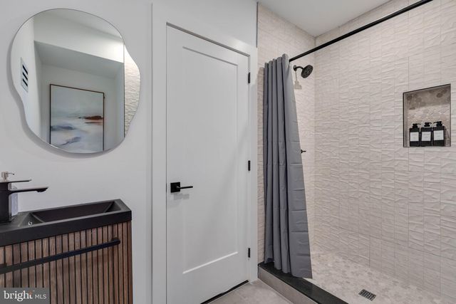 528 N 22ND ST, Philadelphia, PA 19130