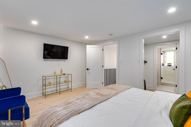 528 N 22ND ST, Philadelphia, PA 19130