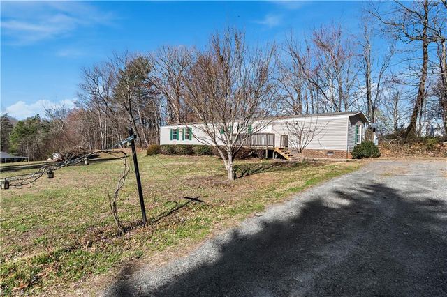 13710 Fancy Gap Highway, Cana, VA 24317