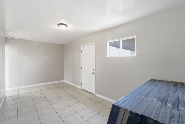 10198 Heath Street, Hanford, CA 93230