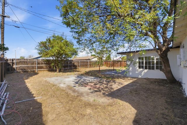 10198 Heath Street, Hanford, CA 93230