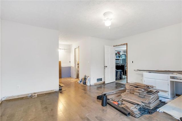 2305 Eastgate Drive, Snellville, GA 30078