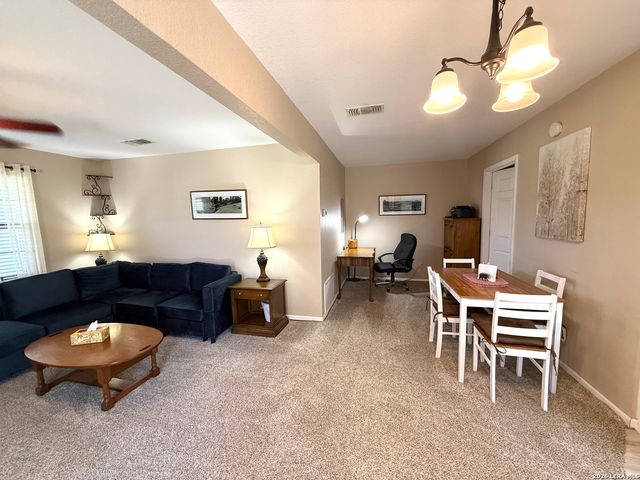 333 Fairway Circle, Brackettville, TX 78832