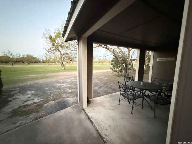 333 Fairway Circle, Brackettville, TX 78832