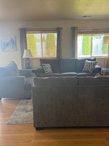 722 N Mamer Ln, Spokane Valley, WA 99216