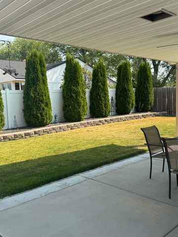722 N Mamer Ln, Spokane Valley, WA 99216