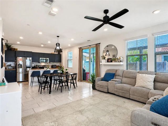 3801 Wildrye, San Bernardino, CA 92407
