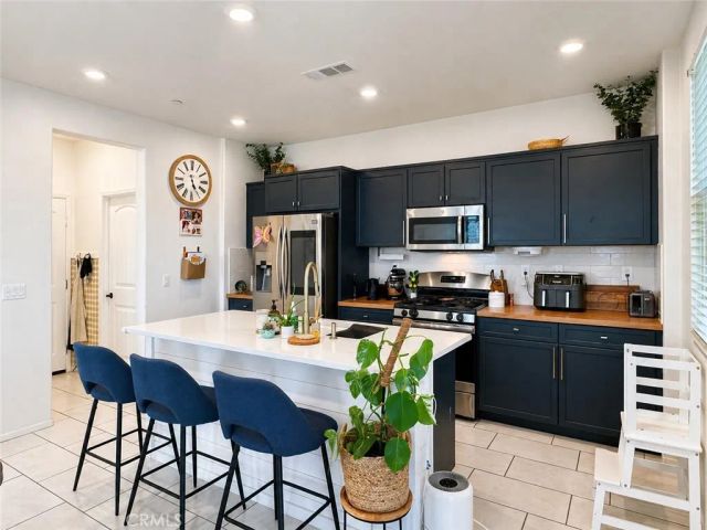 3801 Wildrye, San Bernardino, CA 92407