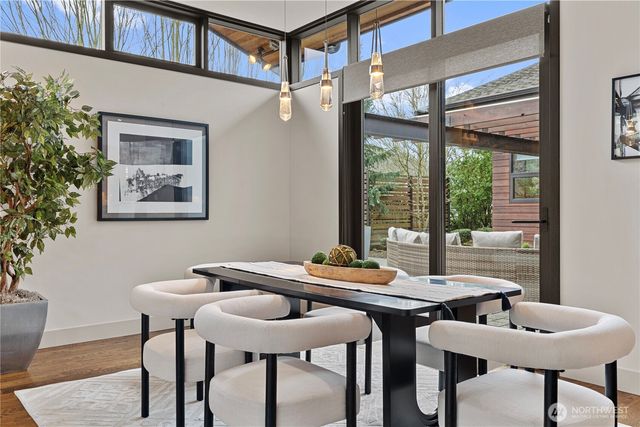 1014 Belfair Road, Bellevue, WA 98004