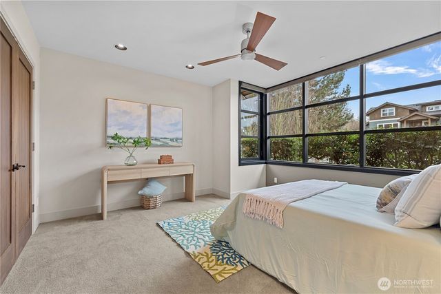 1014 Belfair Road, Bellevue, WA 98004