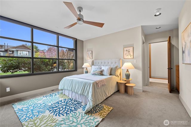 1014 Belfair Road, Bellevue, WA 98004