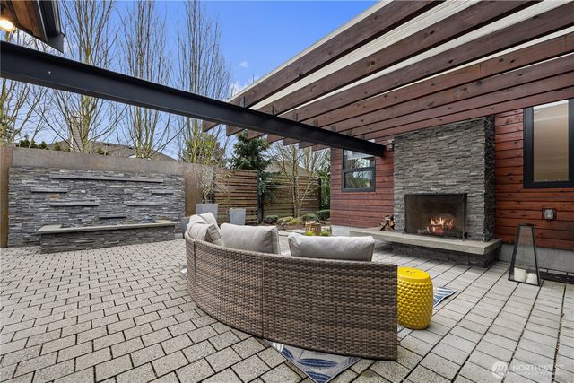 1014 Belfair Road, Bellevue, WA 98004