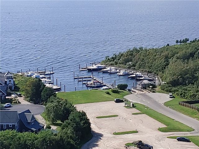 1 Tower Drive 303, Portsmouth, RI 02871