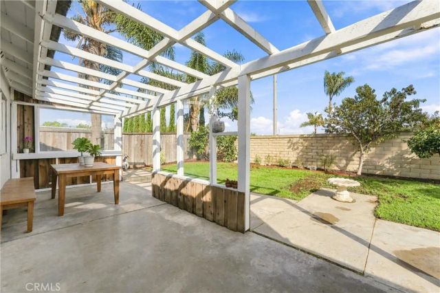 8641 Salt Lake Drive, Huntington Beach, CA 92646