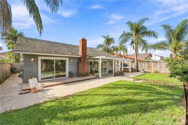 8641 Salt Lake Drive, Huntington Beach, CA 92646