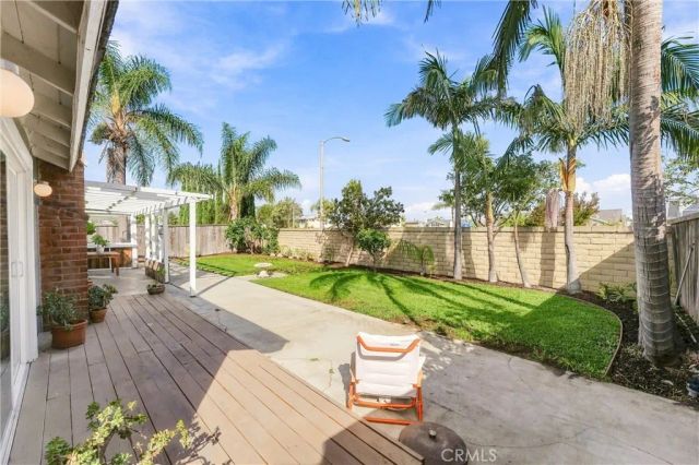 8641 Salt Lake Drive, Huntington Beach, CA 92646
