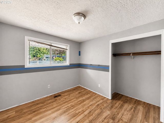 10800 Se KATHY Ln, Boring, OR 97009