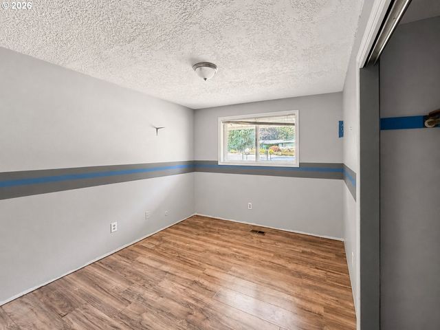 10800 Se KATHY Ln, Boring, OR 97009